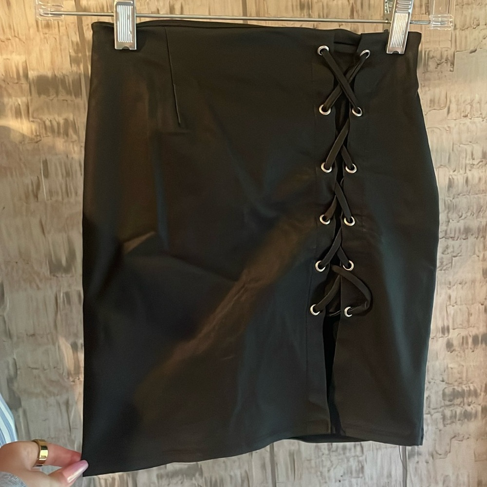 Windsor pleather pencil lace up skirt